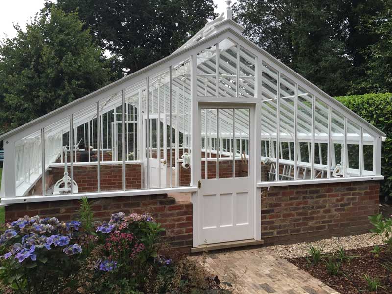 Foster & Pearson Clear Span Glasshouse