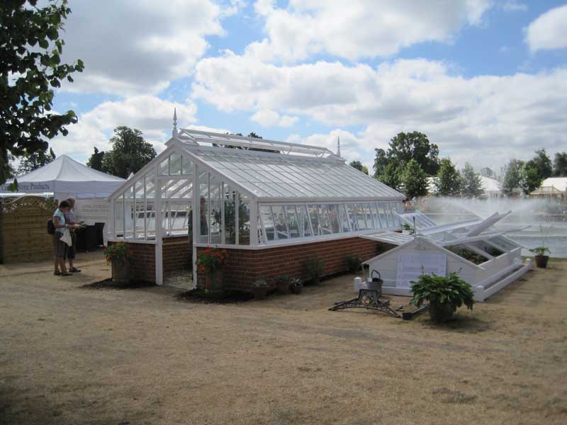 Foster and Pearson Hampton Court Clear Span Glasshouse